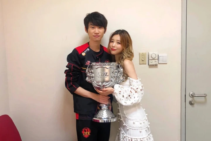 King Valeiker 👑 tweet media