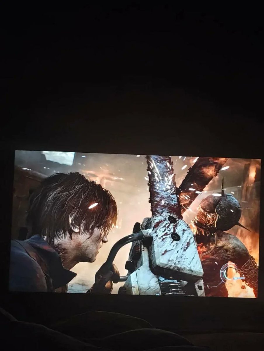 AngelTeespero1's tweet photo. #ResidentEvilRequiem https://t.co/FZhwdDJlpu