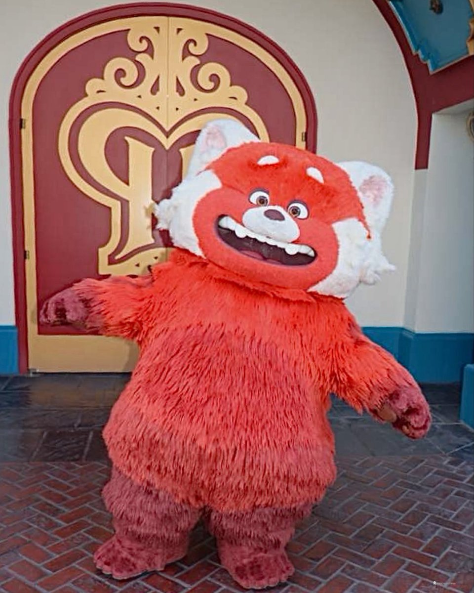 EveryCharacter.com tweet media