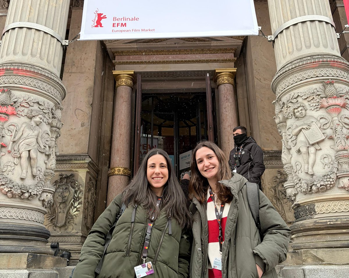 Cluster Audiovisual tweet media