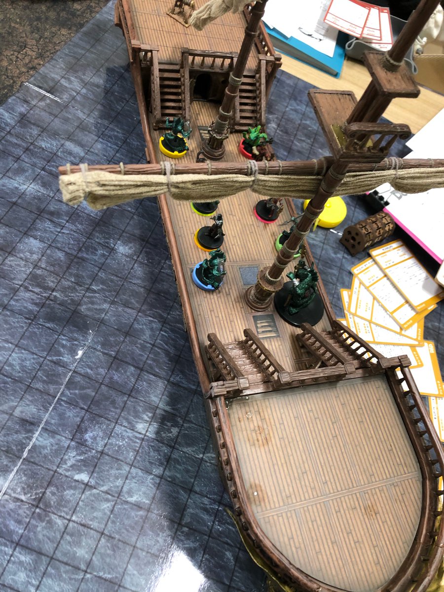 miyakami_00's tweet image. 遭遇テレインが思いつかなかった時に重宝するのがコレw
海上でも河川上でも、何なら3遭遇分くらいやっても無問題よなw
(°∀°)b
#dnd #trpg #terrain