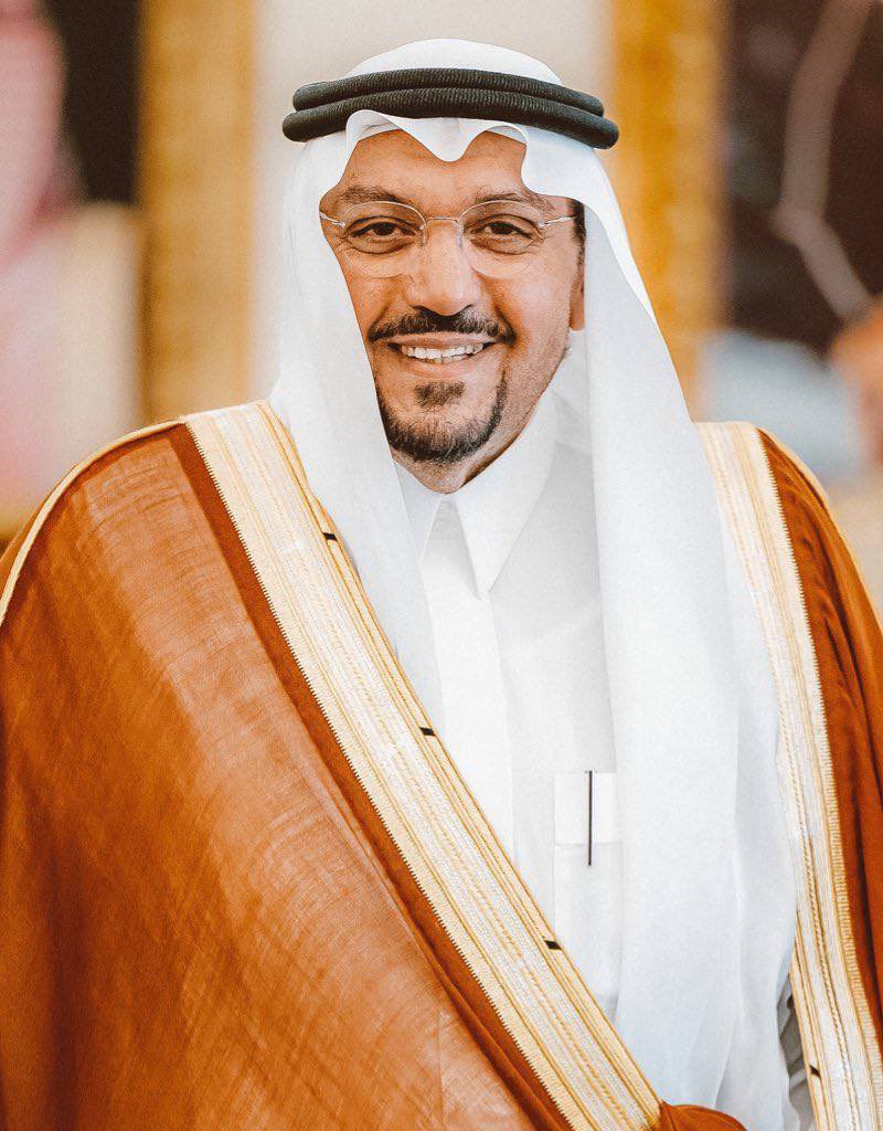 سأل سموه الله العلي القدير أن يجزي خادم الحرمين الشريفين وسمو ولي عهده الأمين خير الجزاء على ما يقدمانه من دعمٍ متواصل لأبناء الوطن..

سمو #أمير_منطقة_القصيم : تدشين حملة «الجود منّا وفينا» يجسد نهج القيادة الرشيدة اعزها الله ، في ترسيخ العطاء وتعزيز الاستقرار السكني.