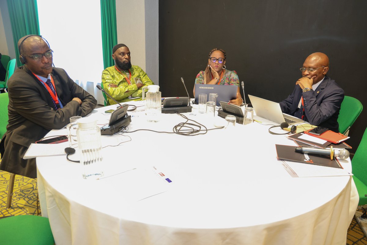 eannaso's tweet image. Hear Ye! Hear Ye!
Members of Parliament are in Nairobi for the final MPs meeting of the ongoing #SHARP project.
We are streaming as we share updates on SRH status in Zambia, Kenya, Tanzania, the DRC-Congo, Burundi, and Rwanda.

We have the Faith leaders, Adolescents, Media, Human