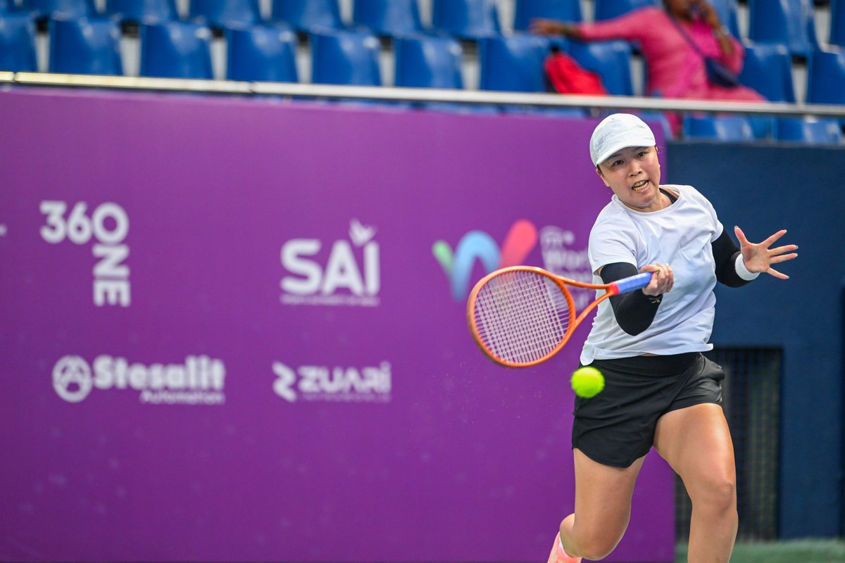 blritfopenwomen's tweet photo. 🇧🇪 Hanne Vandewinkel [3] cruises through on Court 1

Defeats 🇹🇼 Ya-Hsuan Lee
6–1, 6–2
Clinical performance from the third seed 👏

PC - @deepthiindukuri 

#ITFW100 #KPBW100 #MainDraw #WomensTennis #RoadToTheTitle #Bengaluru https://t.co/mYDVirC6QD
