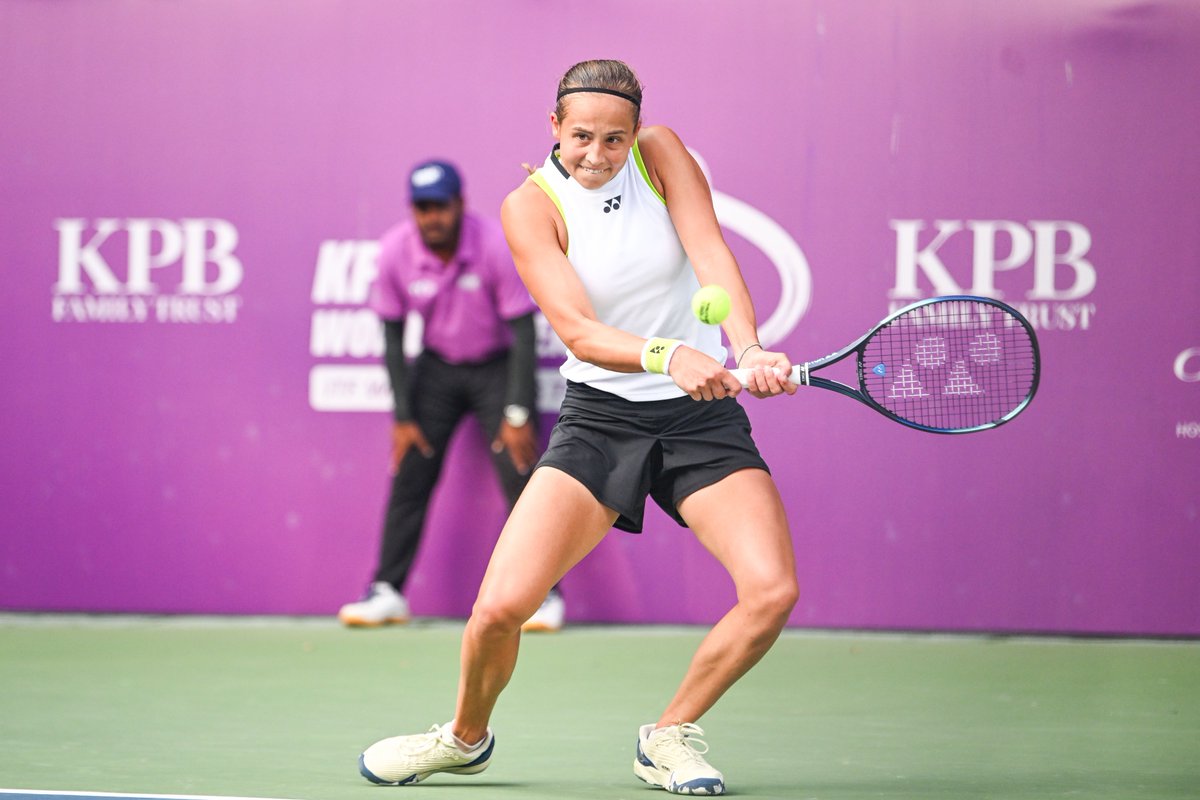 blritfopenwomen's tweet photo. 🇧🇪 Hanne Vandewinkel [3] cruises through on Court 1

Defeats 🇹🇼 Ya-Hsuan Lee
6–1, 6–2
Clinical performance from the third seed 👏

PC - @deepthiindukuri 

#ITFW100 #KPBW100 #MainDraw #WomensTennis #RoadToTheTitle #Bengaluru https://t.co/mYDVirC6QD