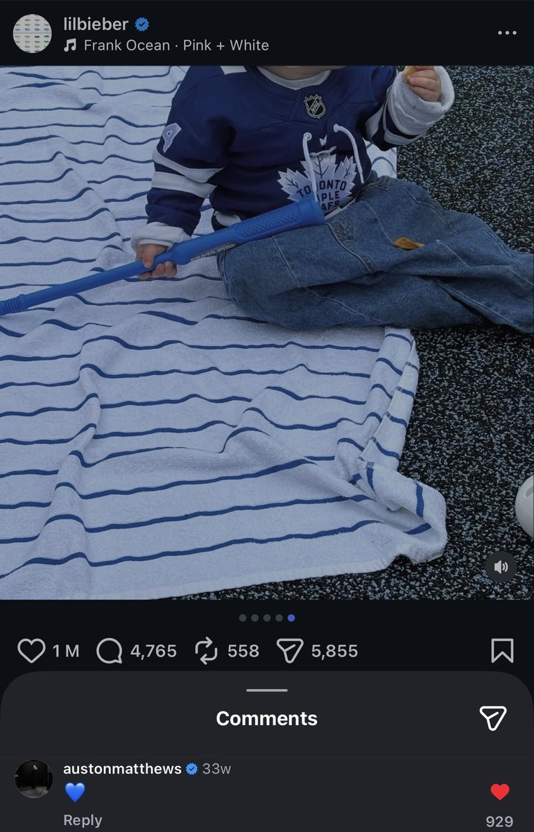 JustinChanges_'s tweet image. In another life, he’s just a canadian dad from STRATFORD posting his son and his wife going to the leafs game every other week 

#LeafsForever #goleafsgo typ shii😭😭