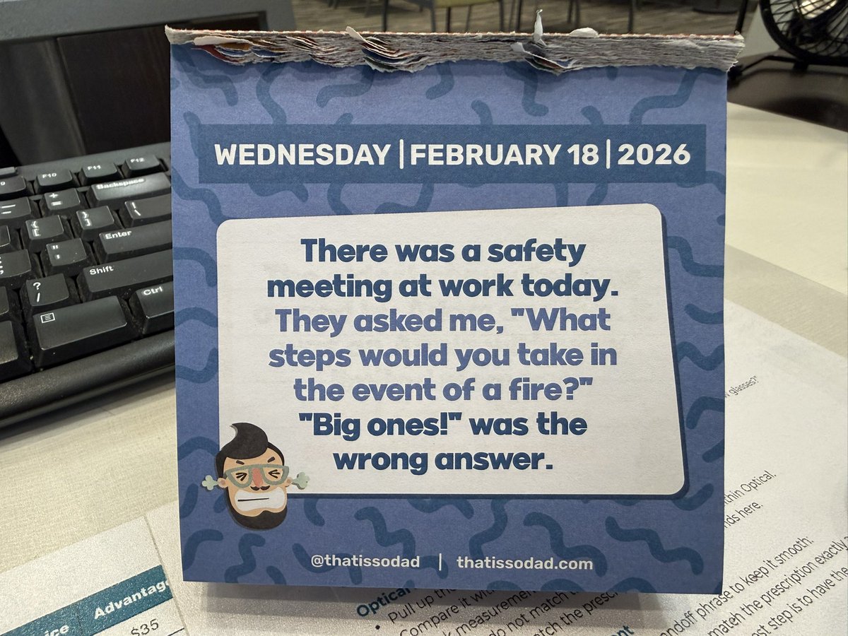 CoolCat0001's tweet image. #dadjokes #jokes #calander #winter  #february