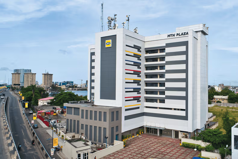 BusInsiderSSA's tweet photo. MTN Group has agreed to buy IHS Towers in a $6.2 billion all-cash deal.

Shareholders will receive $8.50 per share, representing a 36% premium.

The transaction will see IHS delisted from the New York Stock Exchange.

MTN says the move strengthens its control over critical digital infrastructure across Africa.