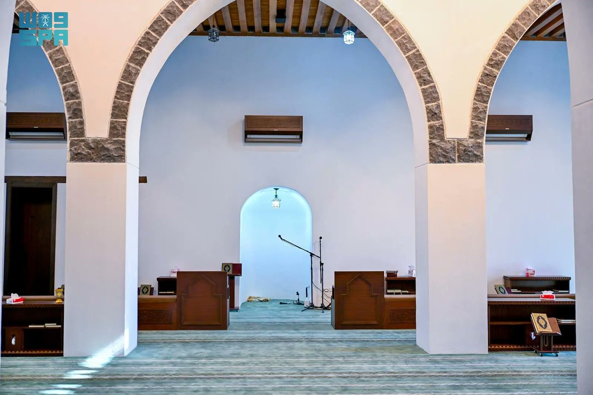 مشروع الأمير محمد بن سلمان لتطوير المساجد التاريخية يجدد مسجد الفتح ليتوافق مع الطراز المعماري للمنطقة الغربية.
spa.gov.sa/ar/w2517664
#ولي_العهد_يجدد_مساجد_تاريخية
#واس_رمضان47