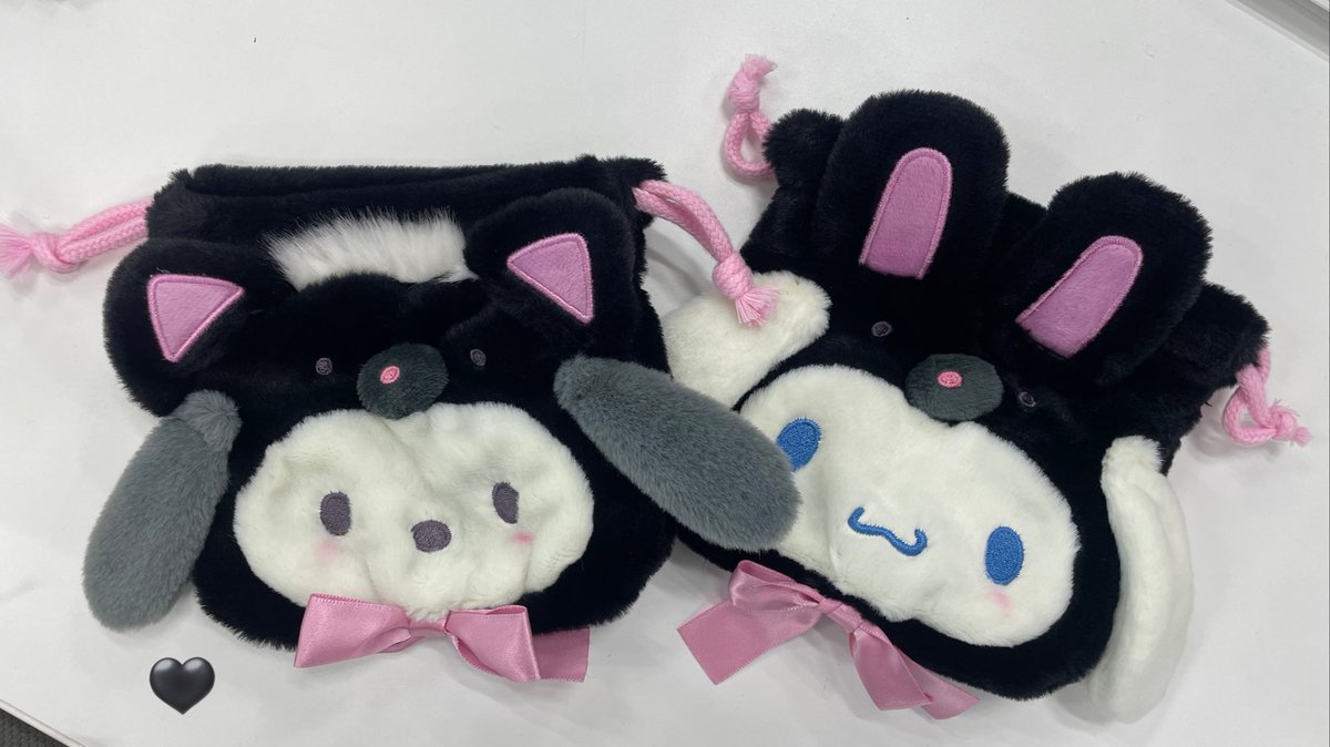 🩶 ♩ 交換
サンリオ まっくろあにまるず シークレット巾着  

（譲）シナモロール（シナモン） ポチャッコ 
（求）クロミ 
︎︎∟ 都内手渡しor 郵送にて取引希望

リプライまたはdmにてお声掛けのほど、お願いいたします !