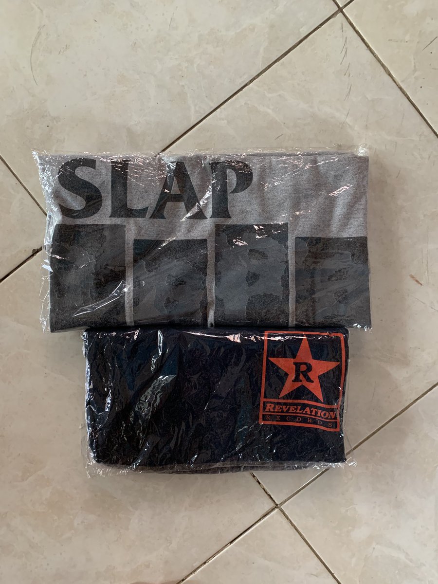 steppingdust's tweet photo. @kolonigigs_ @hammersonicfest dijual lebih lengkap ig: cccalopsiaaa https://t.co/56E1bWucRf