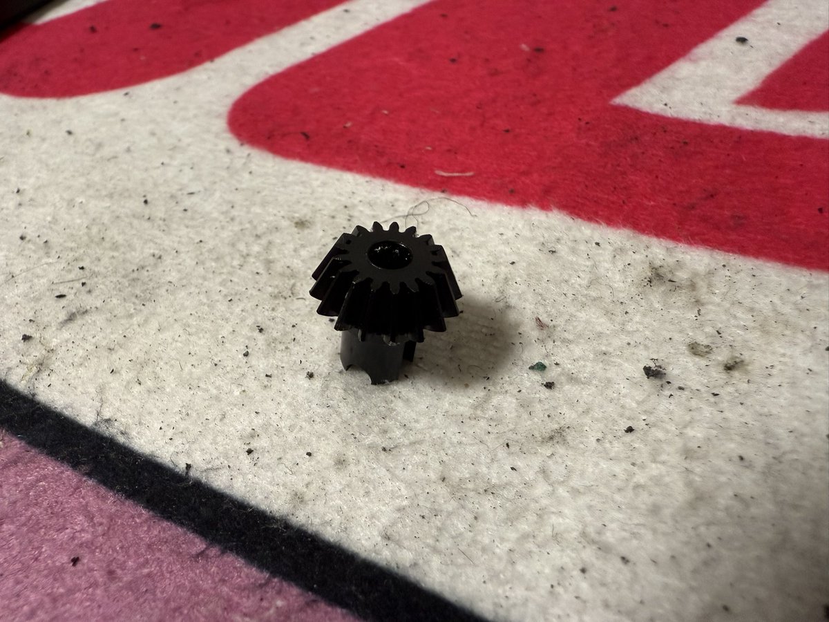 何かしらの予備という事としてゲット
17Tのベベルギヤ…
18Tがまだまだ耐えてくれる事を期待…なんだよなw