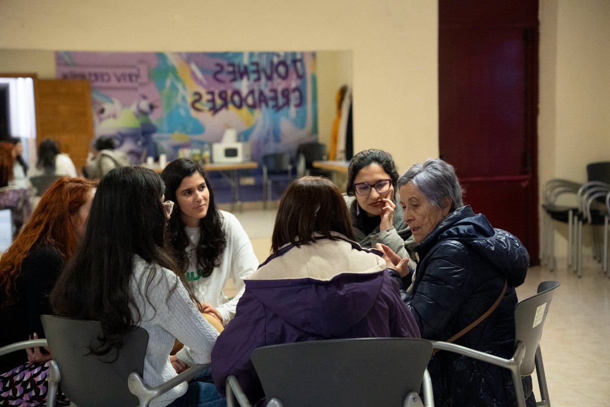 👩🏽‍🔬 Hable con Ellas. Mujer y Niña en la Ciencia

Os dejamos algunas imágenes del encuentro en la Casa de la Juventud de Garrido 

Gracias a todas las investigadoras <a href="/usal/">Universidad de Salamanca</a>, a los asistentes y a <a href="/GarridoContigo/">Garrido Contigo</a> 

Os esperamos esta tarde a las 18:00h en el CMI Vistahermosa