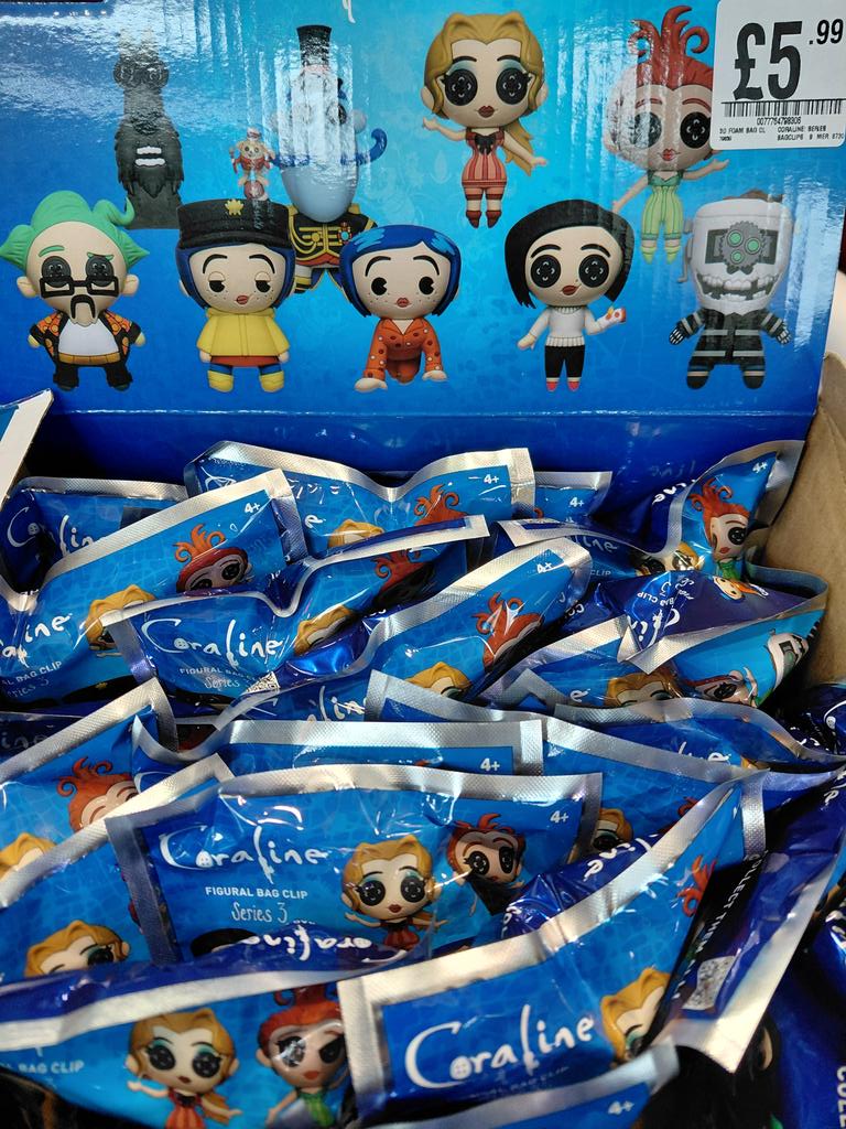 hmvSheffield's tweet image. Back in stock!!! 📣📣📣
#Coraline #bagclips
Series 1 &amp;amp; Series 3
Grab them whilst stock lasts! 
#Collectables #figures #PopCulture
🛍🎒😍👍