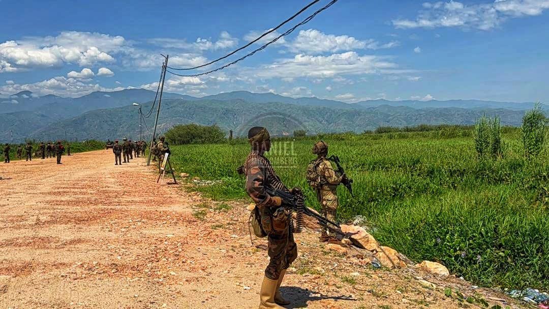 #RDC 🇨🇩 : les FARDC et les Wazalendo repoussent une nouvelle attaque du M23/AFC-Twirwaneho de Mulenge à Lemera

Les Forces armées de la République démocratique du Congo (FARDC), appuyées par les groupes d’autodéfense Wazalendo, ont repoussé ce mercredi 18 février une nouvelle