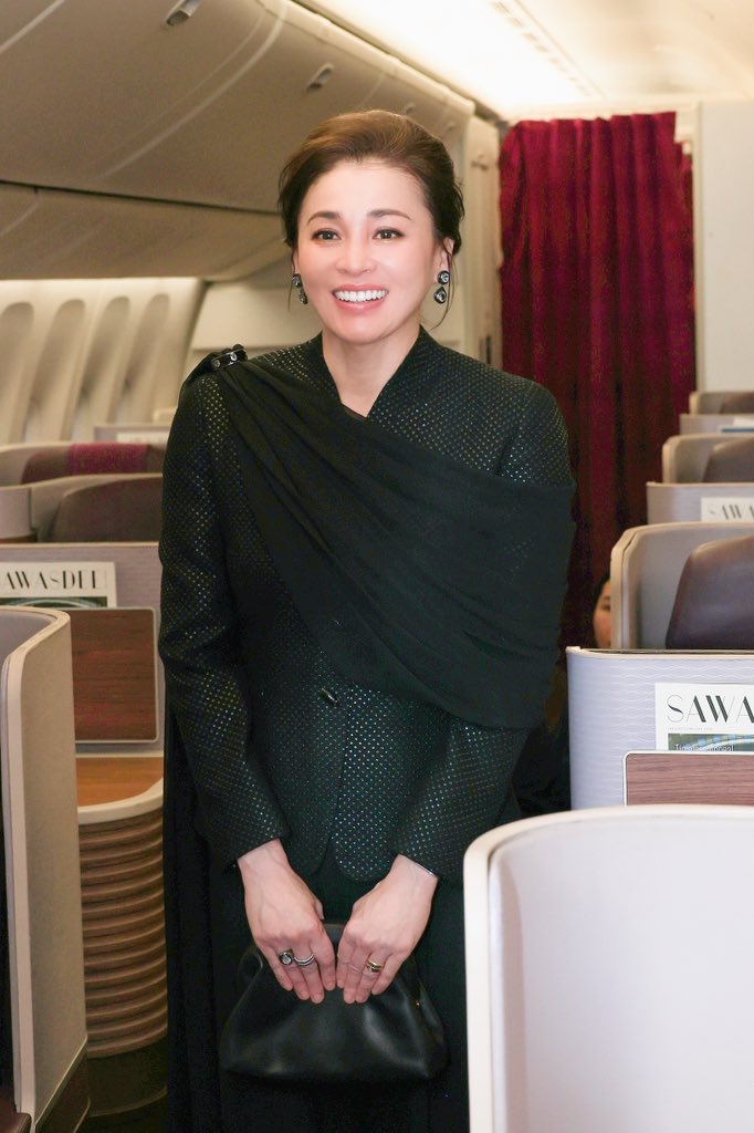 jellybunnyx789's tweet image. 💜 แม่ถึงอิตาลีแล้วค๊าาา 💜
#ทรงพระเจริญ #พระราชินีสุทิดา #รักพระราชินีสุทิดา #เรารักสถาบันพระมหากษัตริย์ #สถาบันพระมหากษัตริย์ #QueenSuthida #สาธารณรัฐอิตาลี #อิตาลี