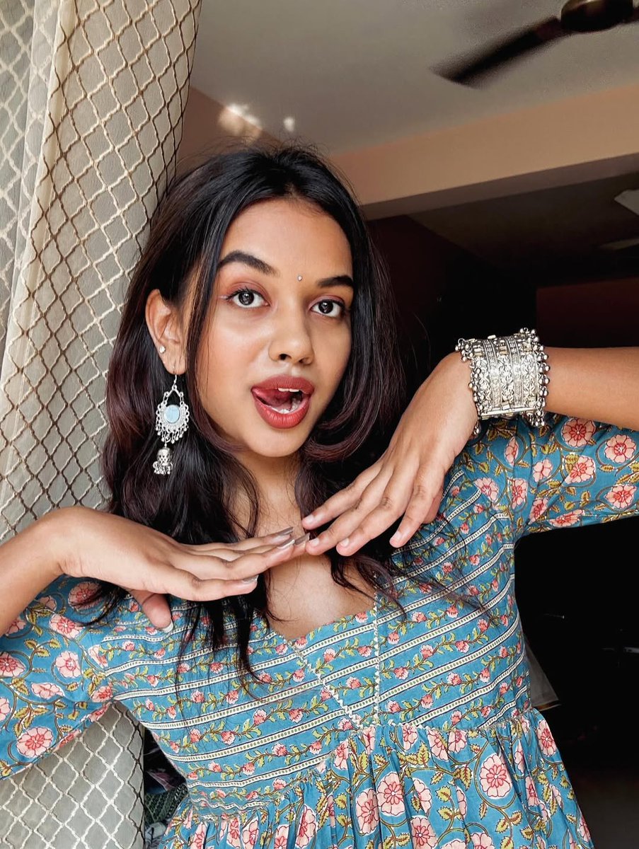 naughty_preetha's tweet photo. Yes, I'm just 24..

Profession: Senior Data Analyst ✅️
Business: Founder of Own Company ✅️
Passion: Modelling ✅️
Relationship: Breakup ✅️
Bank Blance: 42.5 L (Currently) ✅️
Car:  TATA Punch✅️
Savings: Investments ✅️
Donation: Monthly ✅️
Living: Happily ✅️

Yes, of course. I'm just 24..

#preethamanokar #preethakutty #modelpreetha #naughtypreethacommunity