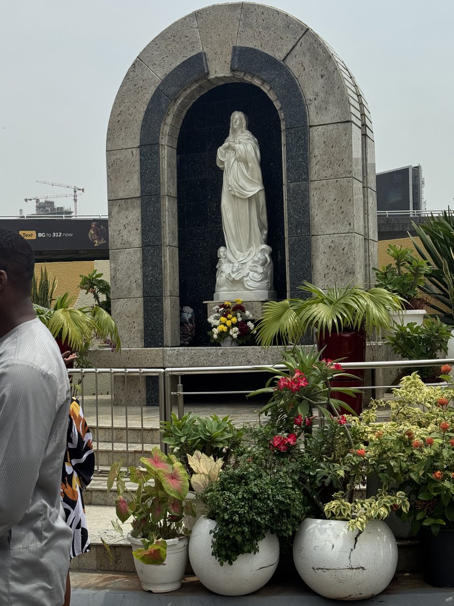 Ash Wednesday.

📍: Church of the Assumption, Falomo.