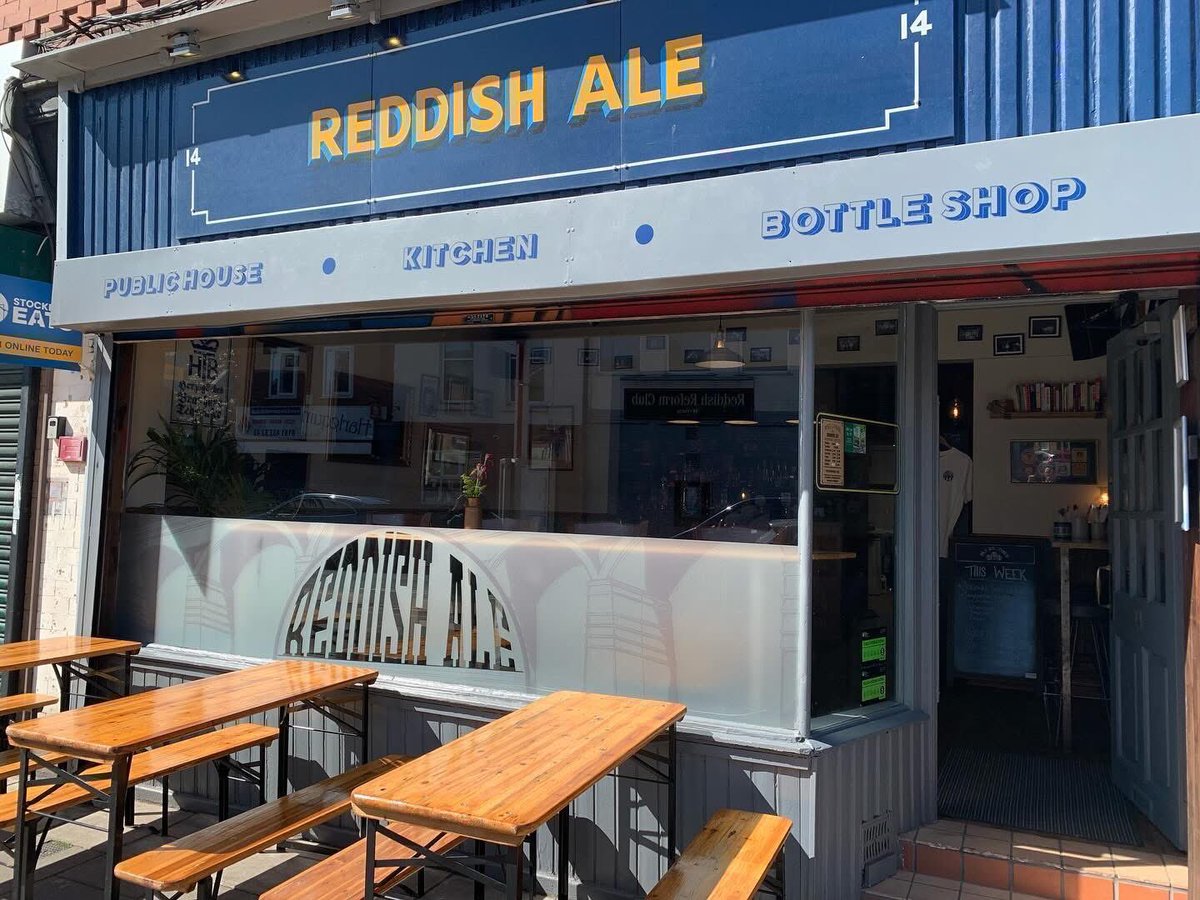 ADG_Moore's tweet photo. At @reddishalesk5 you’ll find a fantastic range of #cask beer, #bottled beer along with unique bar snacks and fantastic food 😊 #Reddish #Stockport #OneStockport #PromoteStockport https://t.co/8xNaKHRyfP
