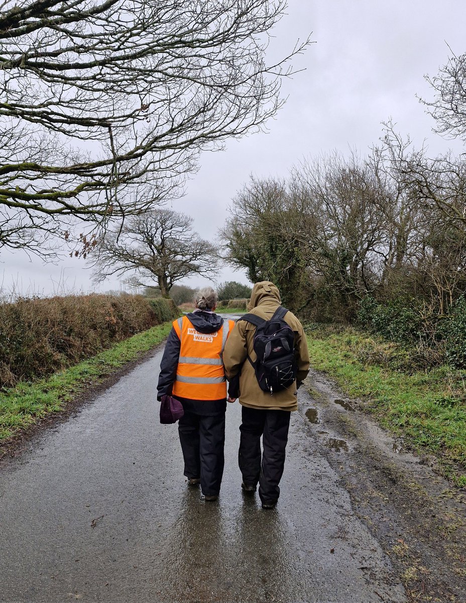 DevonHeaven17's tweet photo. Two Lanes today for 18 hardy souls! 
You know you'll always get support from the leaders at the Wellbeing Walks in Okehampton! 
#wellbeingwalks #wellbeingwalksokehampton #friendship #ramblersgb @RamblersGB https://t.co/9ynnU1tu72