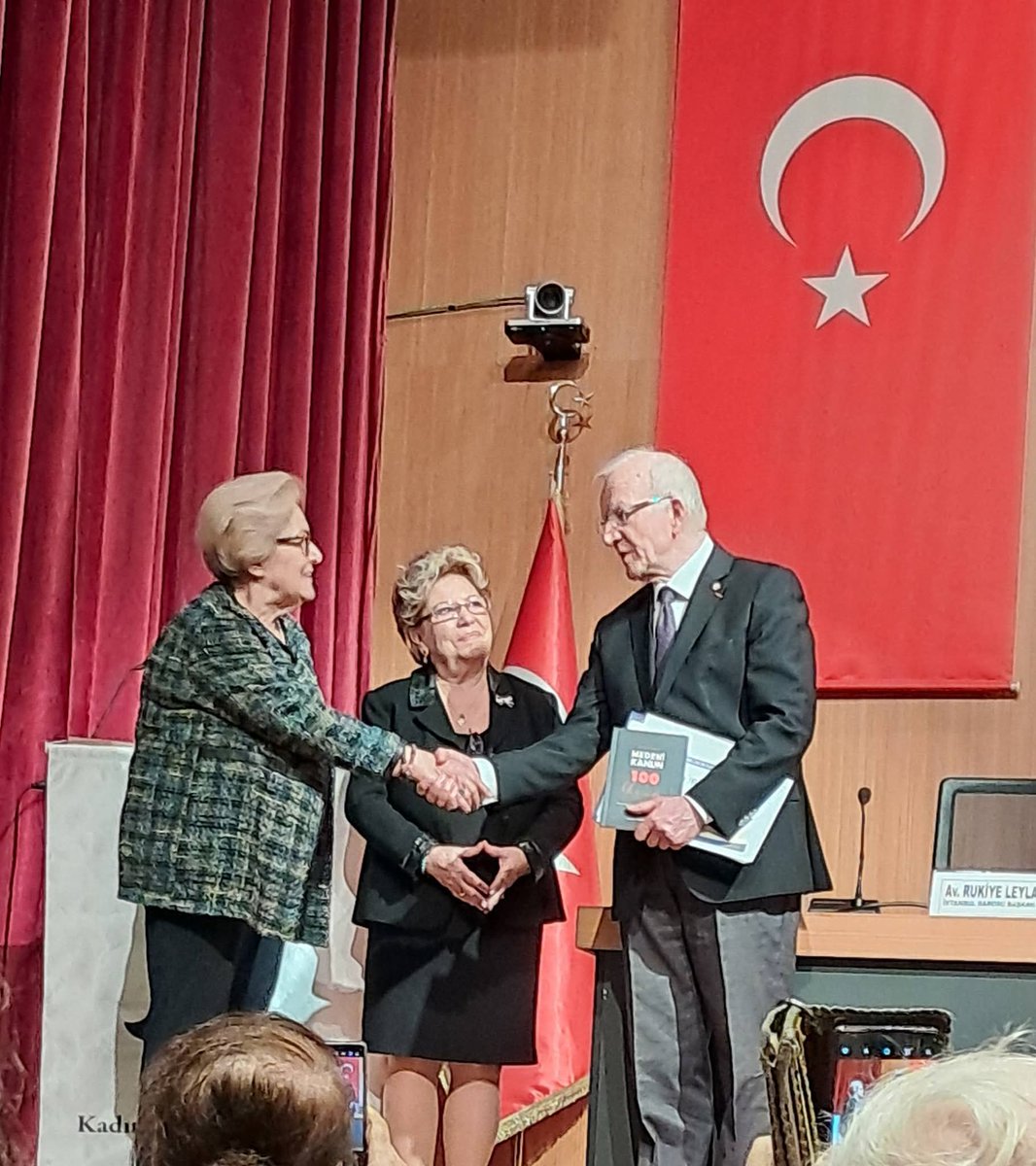 Av.Aydeniz Alisbah Tuskan (@aydeniztuskan) on Twitter photo 