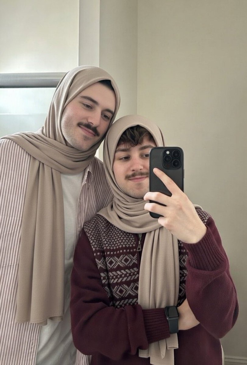 Lizzy T⸆⸉ ོ tweet media