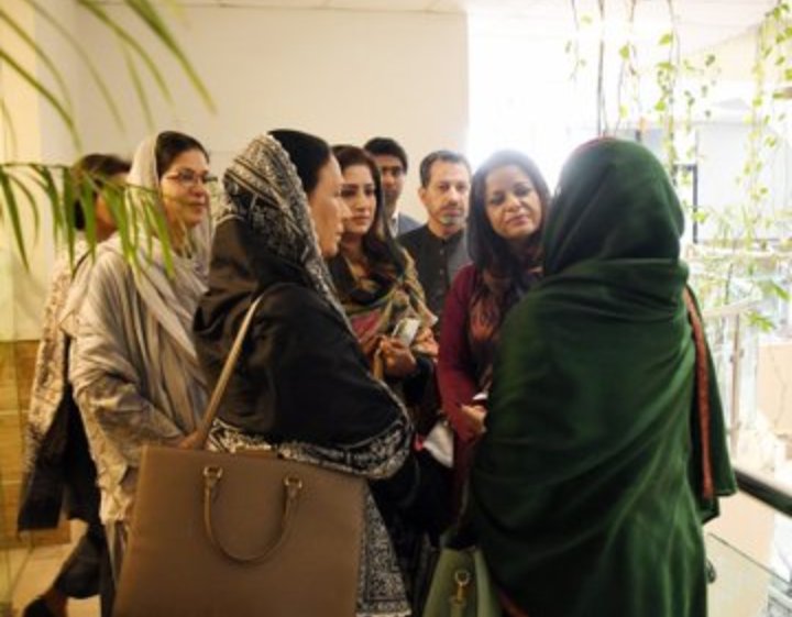 Waqaralimanghar's tweet image. The SpecialCommittee for #Gendermainstreaming visited the Federal Ombudsperson Secretariat for Protection Against #Harassment (FOSPAH) where were briefed about the working of the secretariat. The recent strong orders even to the extent of dismissing and terminating 
@ShahNafisa