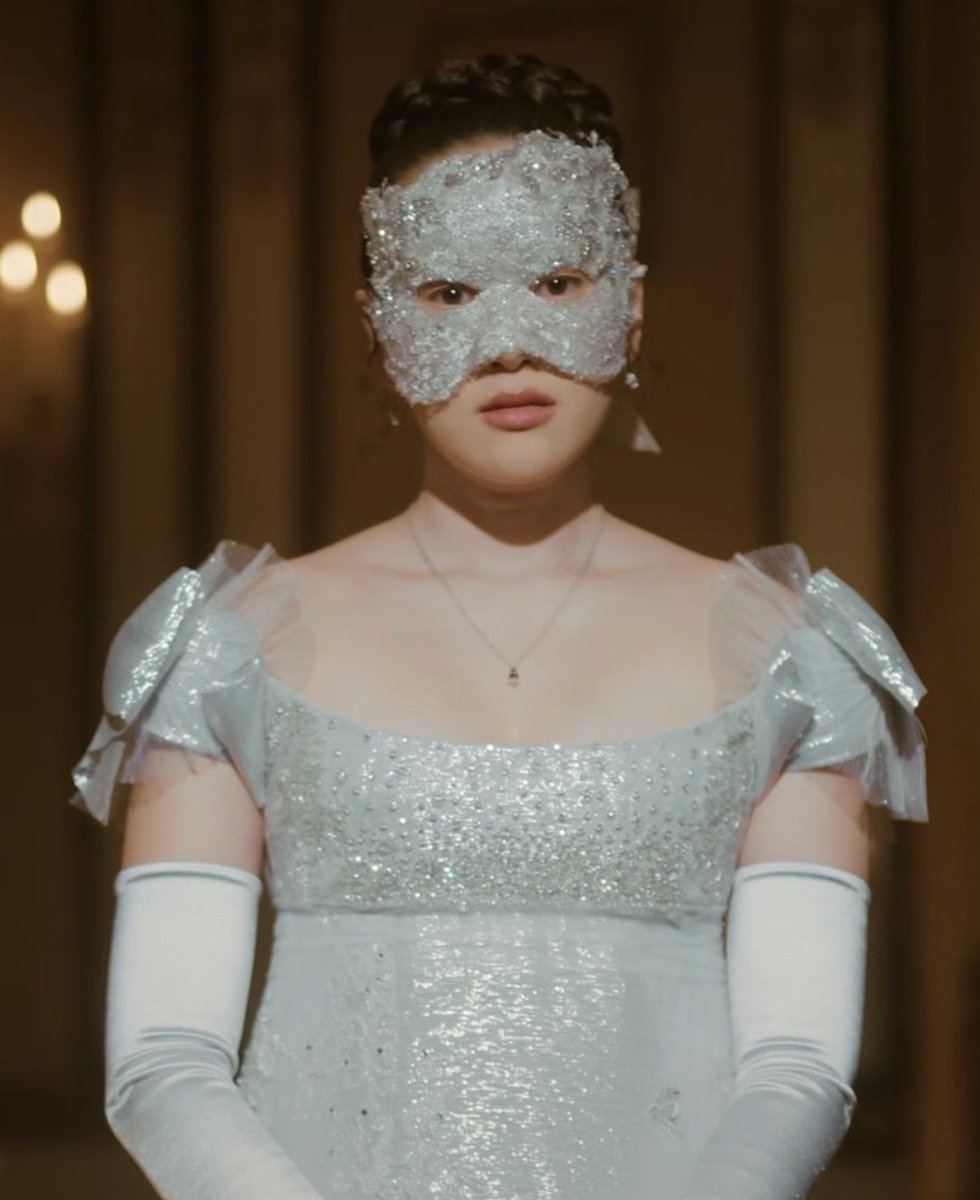 The bigger mask was the best decision the costume designer could've ever made