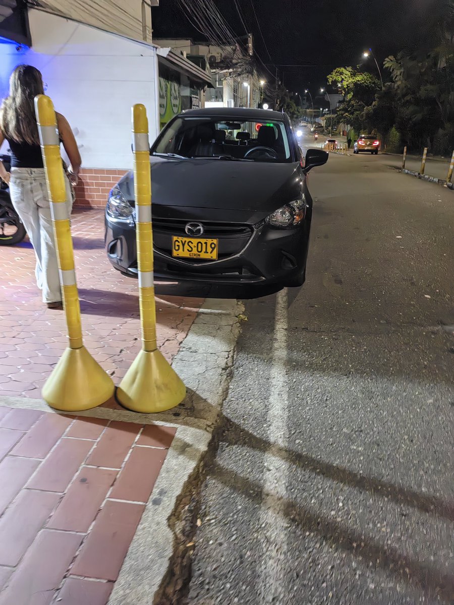 J A F I R U tweet media