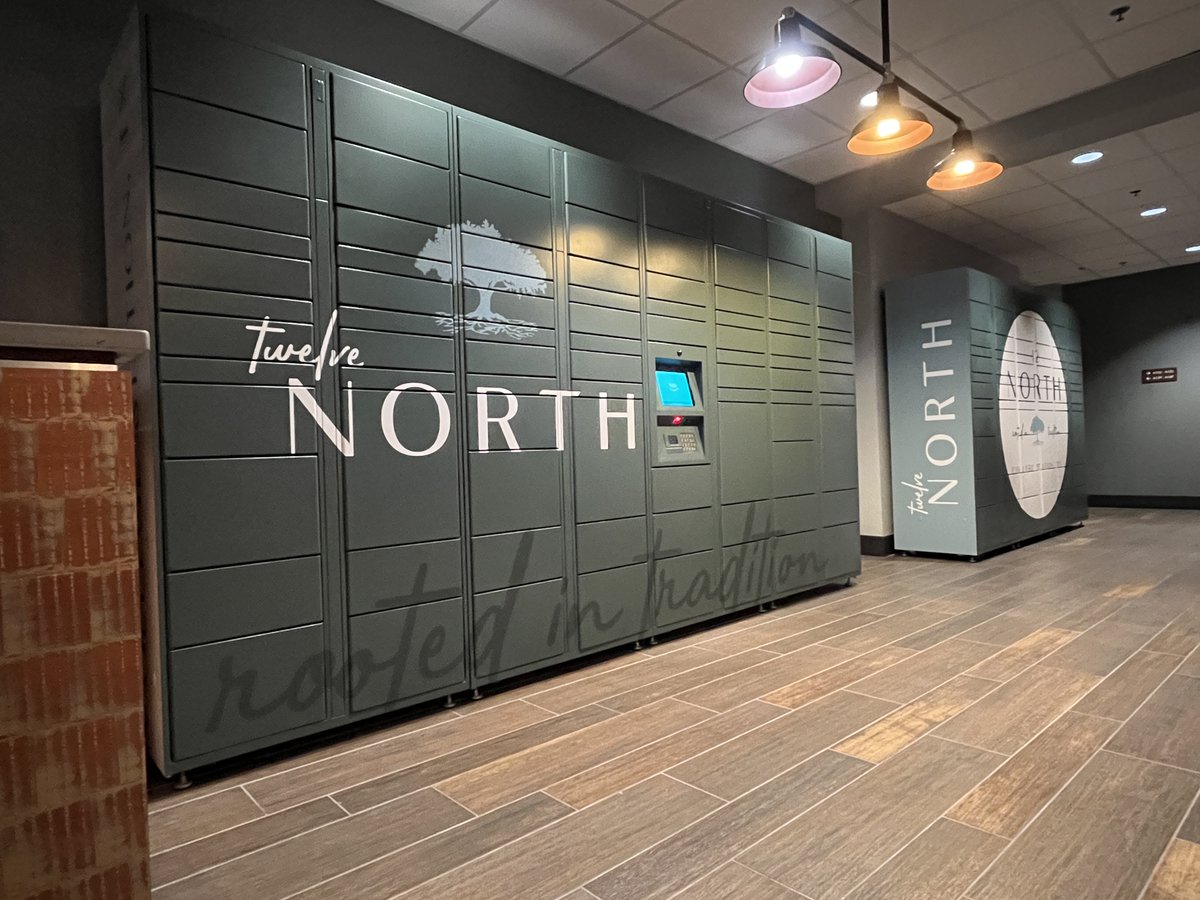 CorpInstall's tweet photo. Lockers, upgraded. Clean look. Clean install.

#installation #installer #installed #adhesivevinyl #graphicinstallations #customvinyl #uniquewraps  #wedocoolstuff #lockers #lockerwrap  #lockergraphics #smartlockers #packagelockers #wedocoolstuff #CorporateInstallations https://t.co/SLBXioAaZz