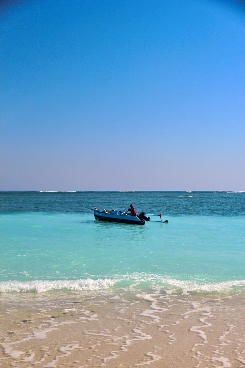 GlobeTucker92's tweet photo. Belo sur mer à Madagascar https://t.co/SJYbu1nZzm