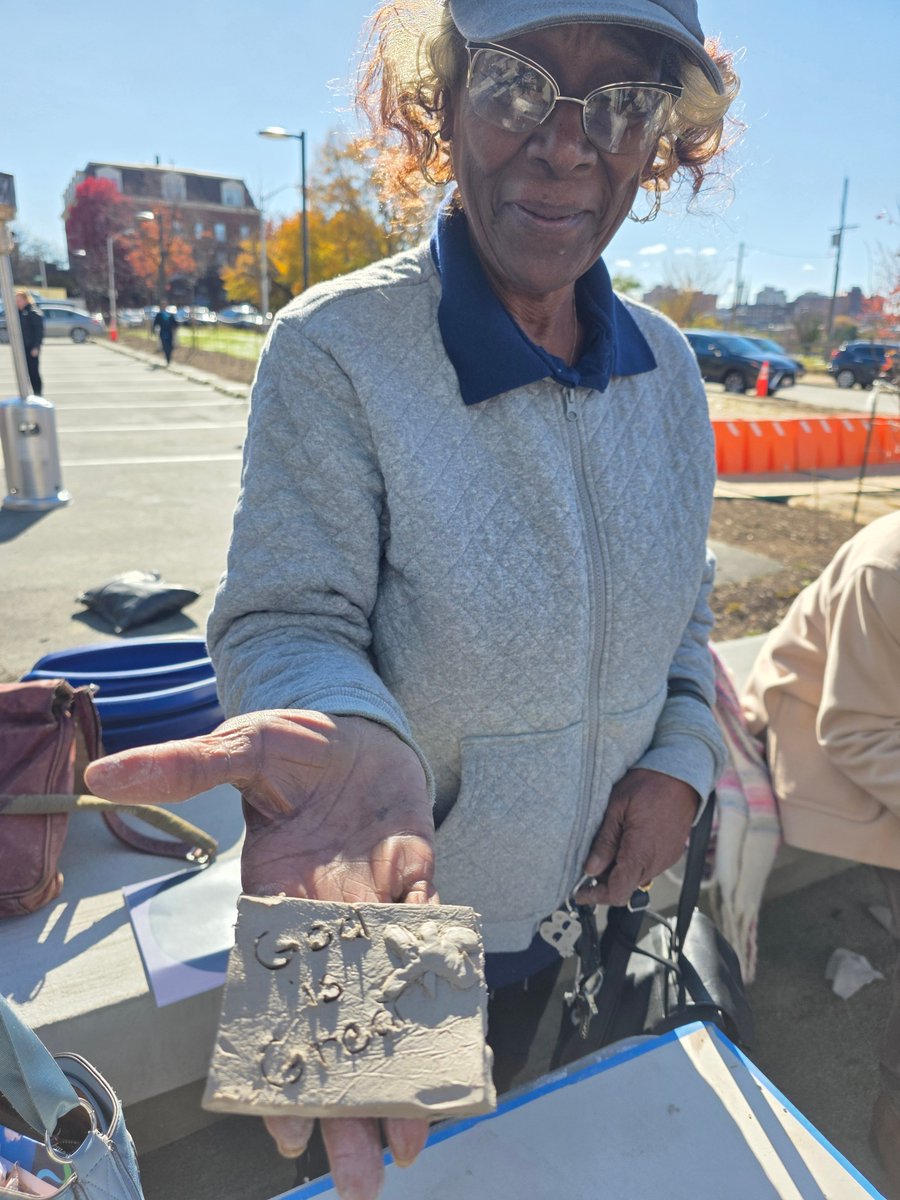 Pratt Library tweet media