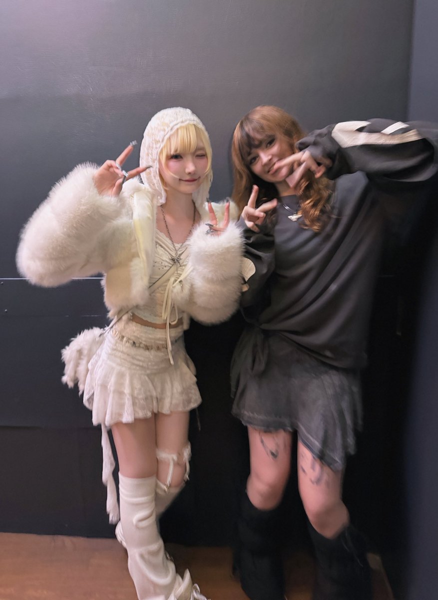 rinahamu's tweet photo. Ninajirachi >>> 
@ninajirachi ❤️‍🔥❤️‍🔥❤️‍🔥 https://t.co/VYxVMNvsSf