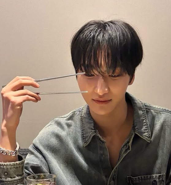 🖤🩶🤍

잘 컸다 내 착둥😍🫶🏻