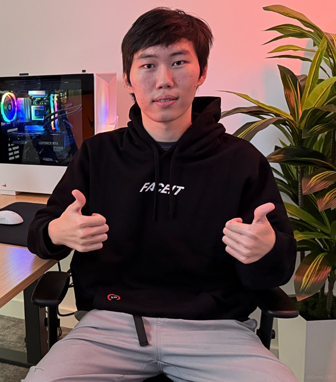 Pricempire.com tweet media