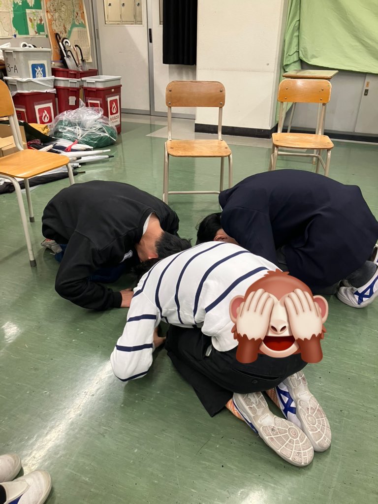 遅くなりましたが、バレ公の反省会をしました！トラブル続きだったものの、諦めずに対応できた、と自信になりました！これからはもっと、役への深い理解と考察や舞台上での振る舞いを磨いていきたいと思います💪🏻❤️‍🔥