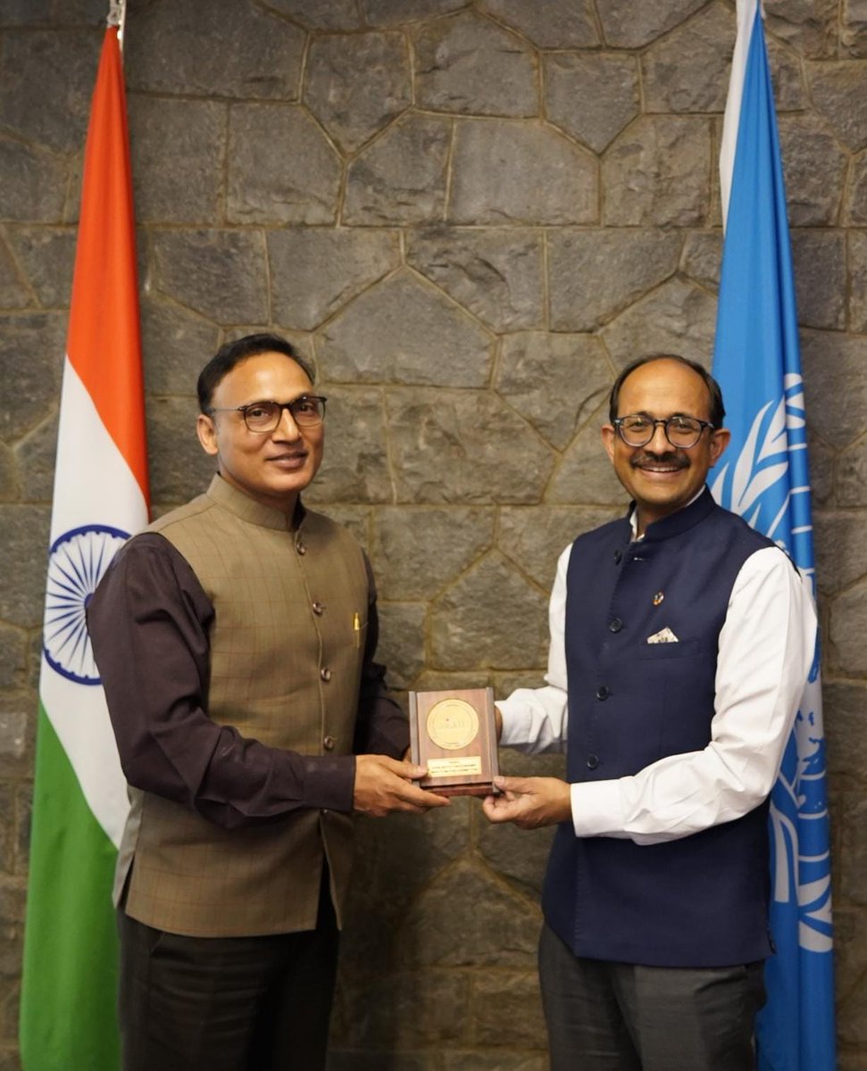 nidmmhaindia's tweet photo. 𝗡𝗜𝗗𝗠–𝗨𝗡𝗗𝗥𝗥 𝗦𝘁𝗿𝗮𝘁𝗲𝗴𝗶𝗰 𝗗𝗶𝗮𝗹𝗼𝗴𝘂𝗲 𝗠𝗮𝗿𝗸𝘀 𝗮 𝗡𝗲𝘄 𝗖𝗵𝗮𝗽𝘁𝗲𝗿 𝗶𝗻 𝗚𝗹𝗼𝗯𝗮𝗹 𝗗𝗶𝘀𝗮𝘀𝘁𝗲𝗿 𝗥𝗲𝘀𝗶𝗹𝗶𝗲𝗻𝗰𝗲

In a significant step toward deepening international cooperation on disaster risk reduction, a high-level strategic dialogue was held at the @UNinIndia Office, New Delhi, convening senior officials and global practioners committed to shaping a safer and more resilient future. 𝗦𝗵𝗿𝗶 𝗠𝗮𝗱𝗵𝘂𝗽 𝗩𝘆𝗮𝘀, 𝗜𝗔𝗦, 𝗘𝘅𝗲𝗰𝘂𝘁𝗶𝘃𝗲 𝗗𝗶𝗿𝗲𝗰𝘁𝗼𝗿, @nidmmhaindia, accompanied by 𝗣𝗿𝗼𝗳. 𝗔𝗺𝗶𝗿 𝗔𝗹𝗶 𝗞𝗵𝗮𝗻, 𝗛𝗼𝗗, 𝗥𝗜 & 𝗚𝗠𝗥 𝗗𝗶𝘃𝗶𝘀𝗶𝗼𝗻, 𝗡𝗜𝗗𝗠 and 𝗠𝘀 𝗡𝗮𝘇𝗶𝗮 𝗞𝗵𝗮𝗻, @ipronidm, engaged in a high-level meeting with His Excellency Shri @KamalKishore_IN, Special Representative of the UN Secretary-General for Disaster Risk Reduction (@UNDRR), along with 𝗠𝗿 𝗡𝗶𝗰𝗵𝗼𝗹𝗮𝘀 𝗥𝗮𝗺𝗼𝘀, 𝗣𝗿𝗼𝗴𝗿𝗮𝗺𝗺𝗲 𝗠𝗮𝗻𝗮𝗴𝗲𝗺𝗲𝗻𝘁 𝗢𝗳𝗳𝗶𝗰𝗲𝗿; 𝗗𝗿 𝗦𝘂𝗷𝗶𝘁 𝗞𝘂𝗺𝗮𝗿 𝗠𝗼𝗵𝗮𝗻𝘁𝘆, 𝗖𝗵𝗶𝗲𝗳 𝗼𝗳 𝗕𝗿𝗮𝗻𝗰𝗵, 𝗜𝗻𝘁𝗲𝗿𝗴𝗼𝘃𝗲𝗿𝗻𝗺𝗲𝗻𝘁𝗮𝗹 𝗣𝗿𝗼𝗰𝗲𝘀𝘀𝗲𝘀; 𝗠𝗿 𝗠𝗮𝗿𝗰𝗼 𝗧𝗼𝘀𝗰𝗮𝗻𝗼-𝗥𝗶𝘃𝗮𝗹𝘁𝗮, 𝗖𝗵𝗶𝗲𝗳 𝗼𝗳 𝘁𝗵𝗲 𝗥𝗲𝗴𝗶𝗼𝗻𝗮𝗹 𝗢𝗳𝗳𝗶𝗰𝗲 𝗳𝗼𝗿 𝗔𝘀𝗶𝗮 𝗮𝗻𝗱 𝘁𝗵𝗲 𝗣𝗮𝗰𝗶𝗳𝗶𝗰; 𝗮𝗻𝗱 𝗦𝗵𝗿𝗶 𝗦𝗮𝗻𝗷𝗮𝘆 𝗕𝗵𝗮𝘁𝗶𝗮, 𝗛𝗲𝗮𝗱 𝗼𝗳 𝗚𝗹𝗼𝗯𝗮𝗹 𝗘𝗱𝘂𝗰𝗮𝘁𝗶𝗼𝗻 𝗮𝗻𝗱 𝗧𝗿𝗮𝗶𝗻𝗶𝗻𝗴 𝗜𝗻𝘀𝘁𝗶𝘁𝘂𝘁𝗲.

The deliberations reflected a shared global vision aligning India’s institutional strengths with international frameworks to accelerate the implementation of the #SendaiFramework and advance climate-resilient development. The dialogue underscored the importance of knowledge exchange, capacity building, intergovernmental coordination, and community-centred resilience in an era of increasingly complex and interconnected risks.

This meeting marks not merely a convergence of institutions but a convergence of purpose, reinforcing India’s leadership in disaster risk reduction and deepening collaboration between NIDM and the United Nations Office for Disaster Risk Reduction at regional and global levels.

#UNDRR #DisasterRiskReduction #GlobalResilience #ClimateResilience #SendaiFramework #NIDM 

@HMOIndia | @ndmaindia | @NDRFHQ | @UNDRR | @UNinIndia