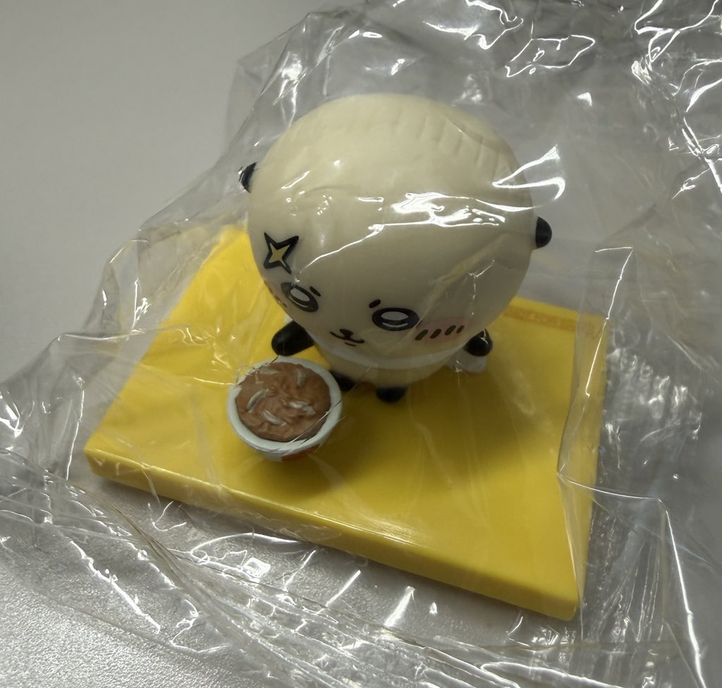 gravity0152's tweet photo. ちいかわ 松屋 コラボ 鬼辛カレー 交換

譲　ちいかわ、ラッコ、ハチワレ
求　うさぎ

複数体vsうさぎ でも可能です。

どなたかいらっしゃればよろしくお願いします。
（出先にてID未記載ですみません。dm時にID記載の画像も証跡としてお送りします。） https://t.co/p4LNUJLNqy