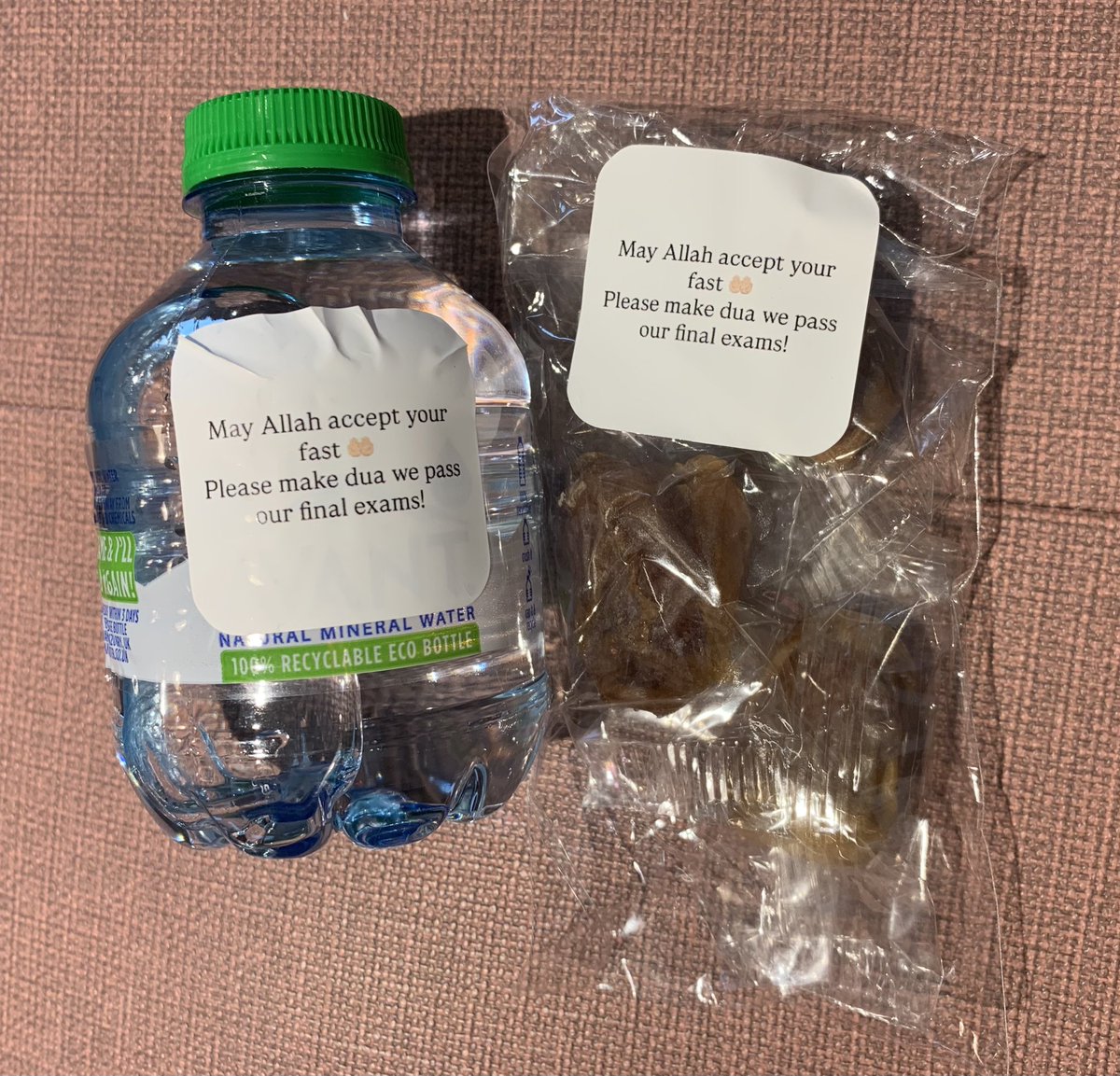 00SaeedSheikh00's tweet photo. #Thankyou, @nhsswft @NHSEngland for providing water and dates for those who are fasting. This thoughtful support goes a long way and is deeply appreciated.🌙 
Praying for success for all students 🙏

#Ramadhan2026 #FastingExperience #Community #Wellbeing #TogetherWeGrow #Hope https://t.co/dSShixbEte