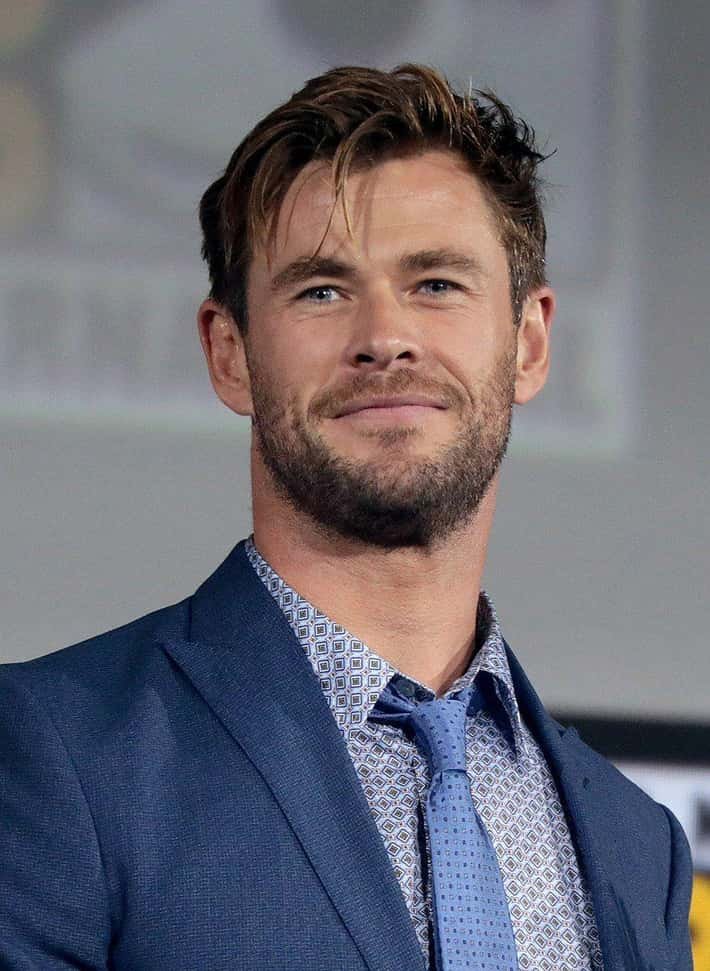 @venom1s Surprisingly, regular people do not look like actors selected ...