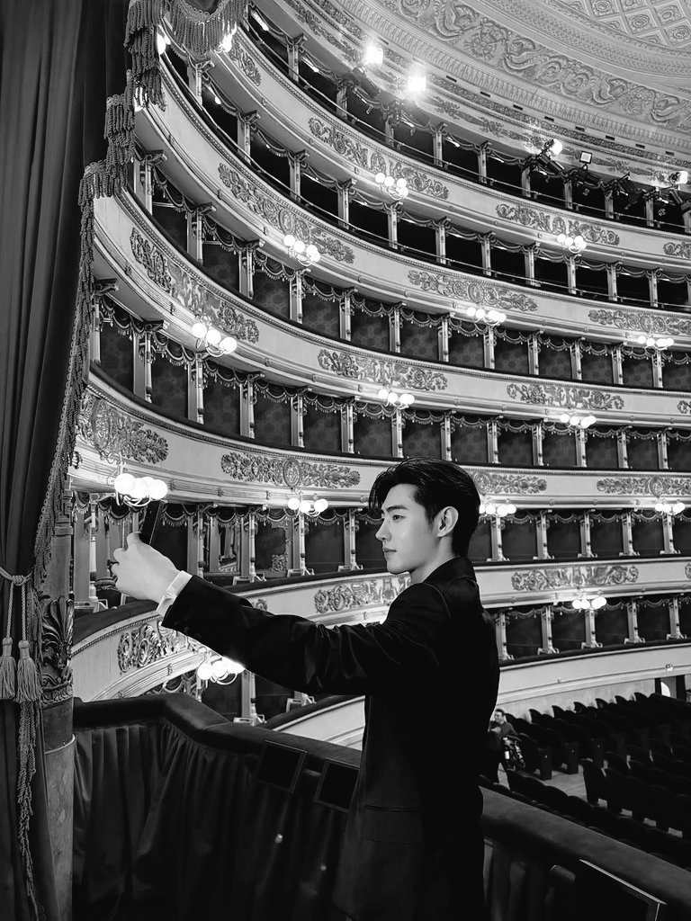 open.spotify.com/track/2nMeu6Ue…