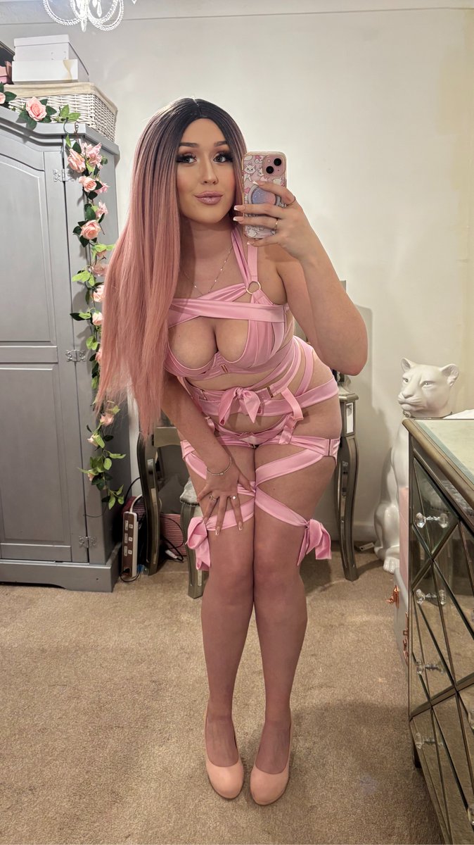Goddess Kitty 🤍 tweet media
