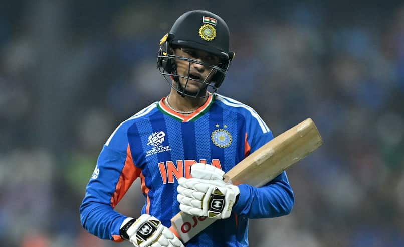 CricketCentrl's tweet photo. 🚨 Most duck for India in a calendar year in T20Is - 

5 - Sanju Samson (2024)
5* - Abhishek Sharma (2026)

- Abhishek Sharma consecutive 3 ducks in the T20 World Cup 2026 😭 https://t.co/0G9bEL8zUy