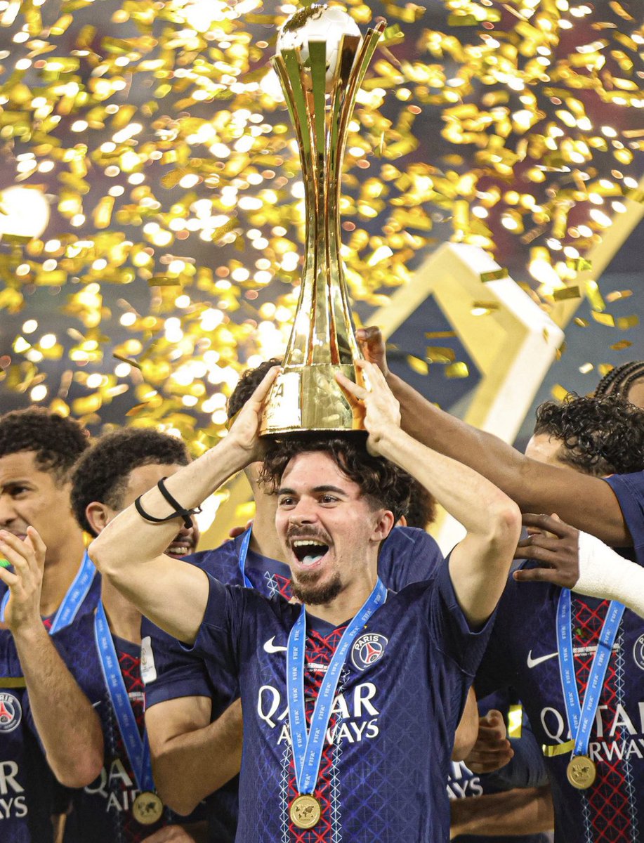 Raphinha ballon d’or tweet media