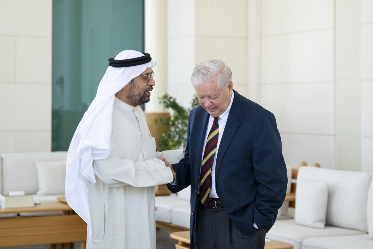 Dralnoaimi's tweet photo. استمعت بالحديث مع الصديق العزيز السيناتور ليندسي جراهام حول أهمية العلاقة الاستراتيجية بين الإمارات و الولايات المتحدة و ضرورة تعزيز العمل المشترك لتحقيق السلام و نشر ثقافة التعايش و محاربة الكراهية اقليميا و دوليا #الامارات https://t.co/W4O90MSDcU