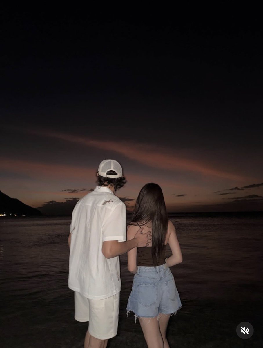 Cute ng mga bebe ko na yan nag quality time na naman 🥲🥰