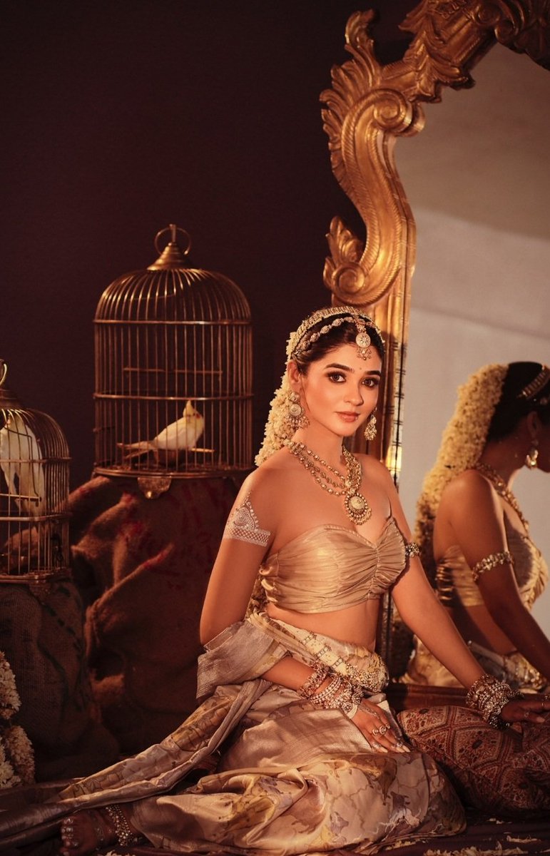 ITVfunthreads's tweet image. Better actor overall?
4. #PriyankaChaharChoudhary or #PranaliRathod