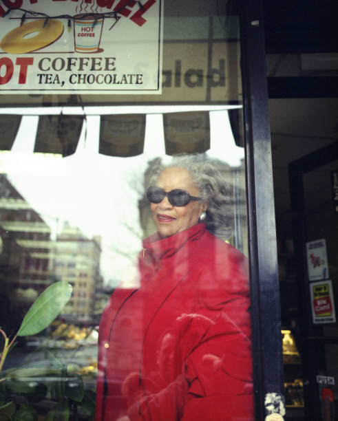 Today marks Toni Morrison's 95th birthday. I have two favourite reads by her: Sula and Song of Solomon.

📸: Jean-Christian Bourcart