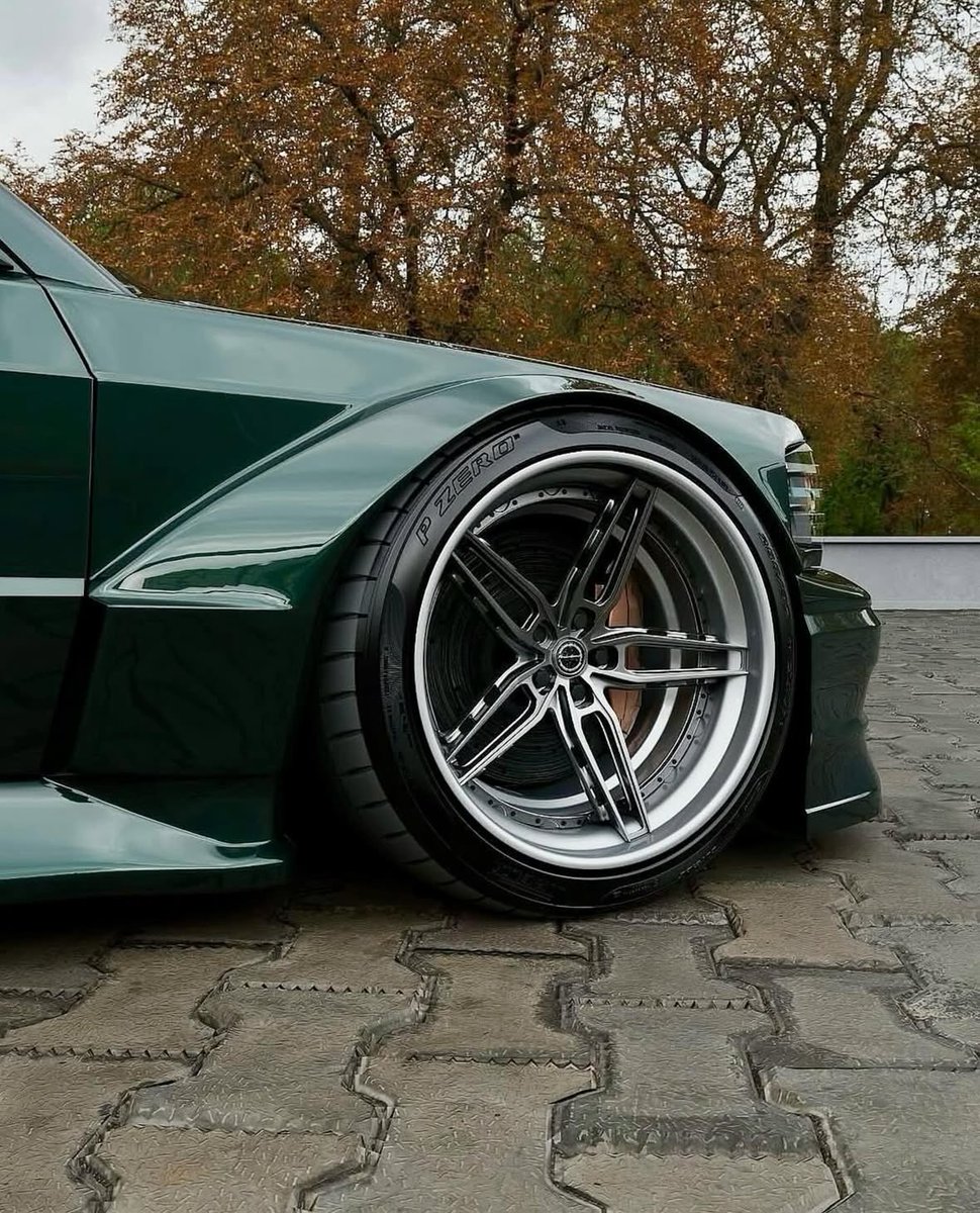 Shtreetwear's tweet image. Mercedes Benz 190E