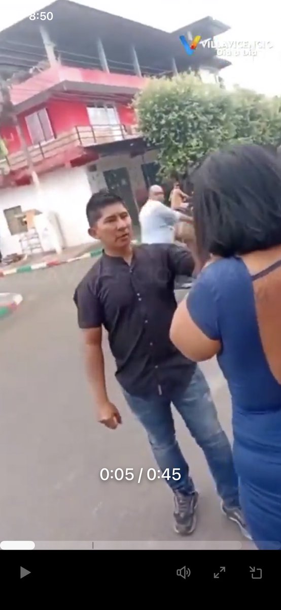 <a href="/SegundoLaVerdad/">Primero Colombia</a> Miren pues a este guache . Ojalá la señora lo denuncie